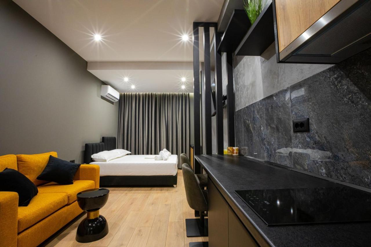 Dea'S Apartaments Tirana Bagian luar foto