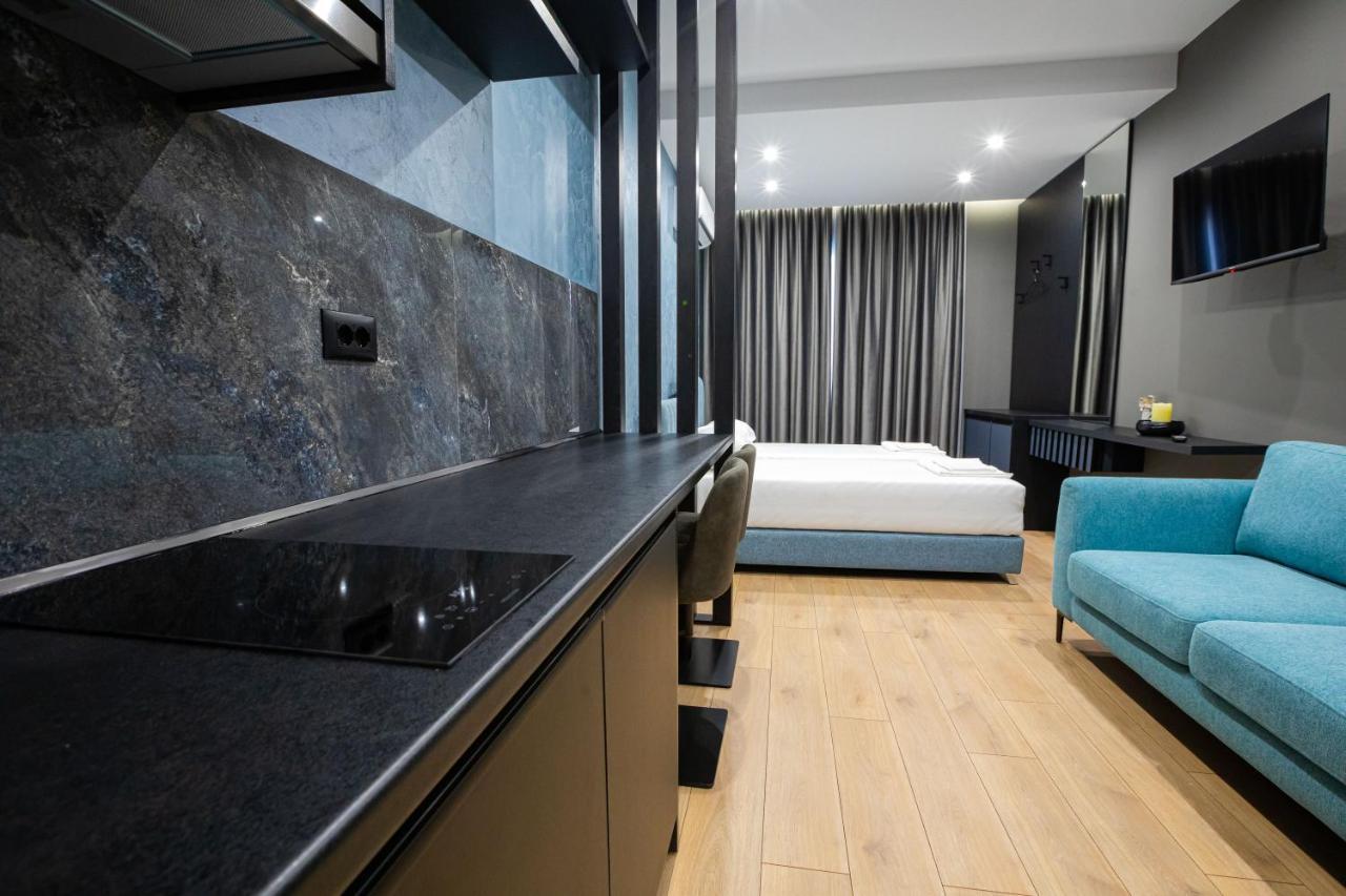 Dea'S Apartaments Tirana Bagian luar foto