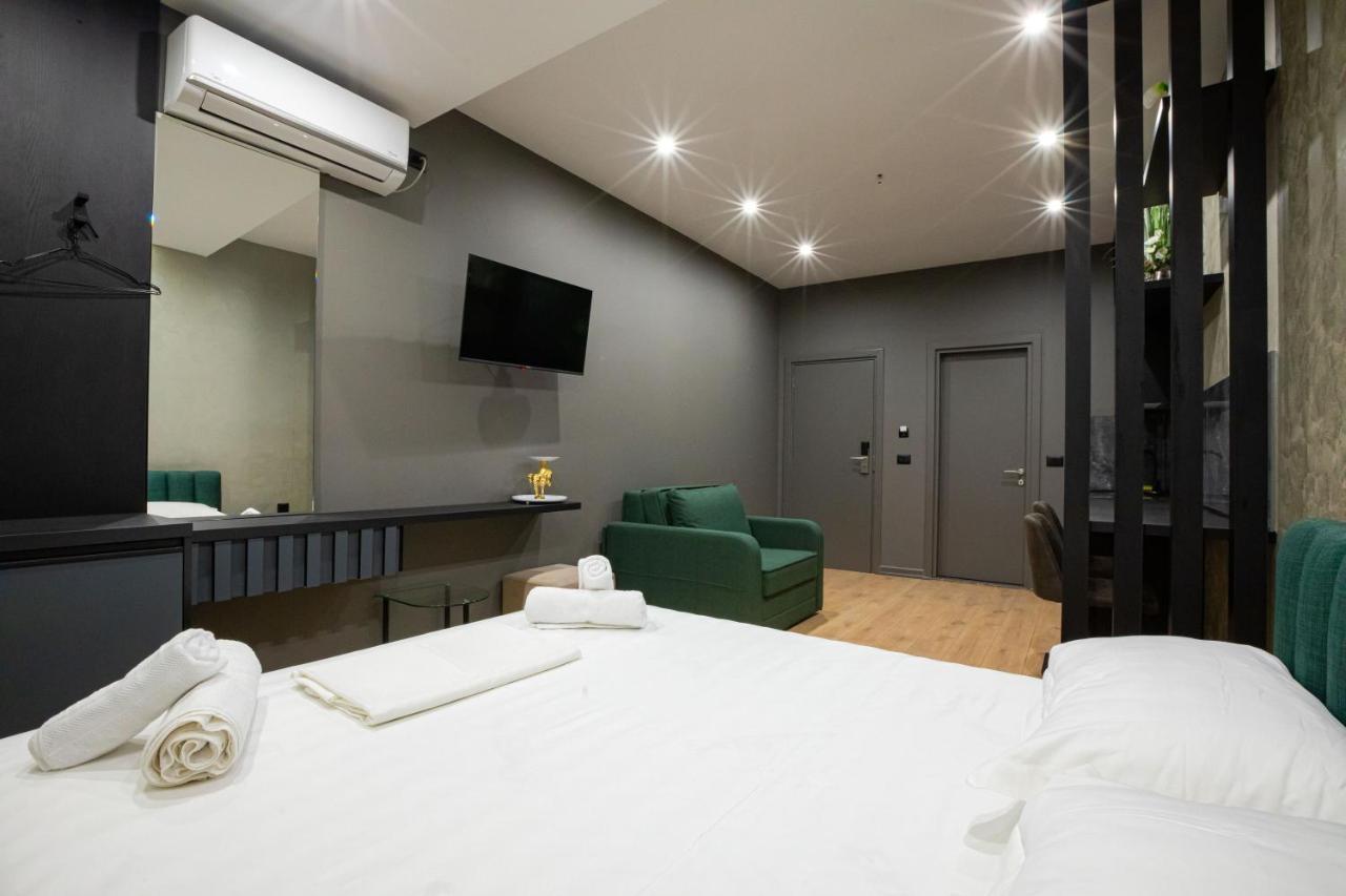 Dea'S Apartaments Tirana Bagian luar foto