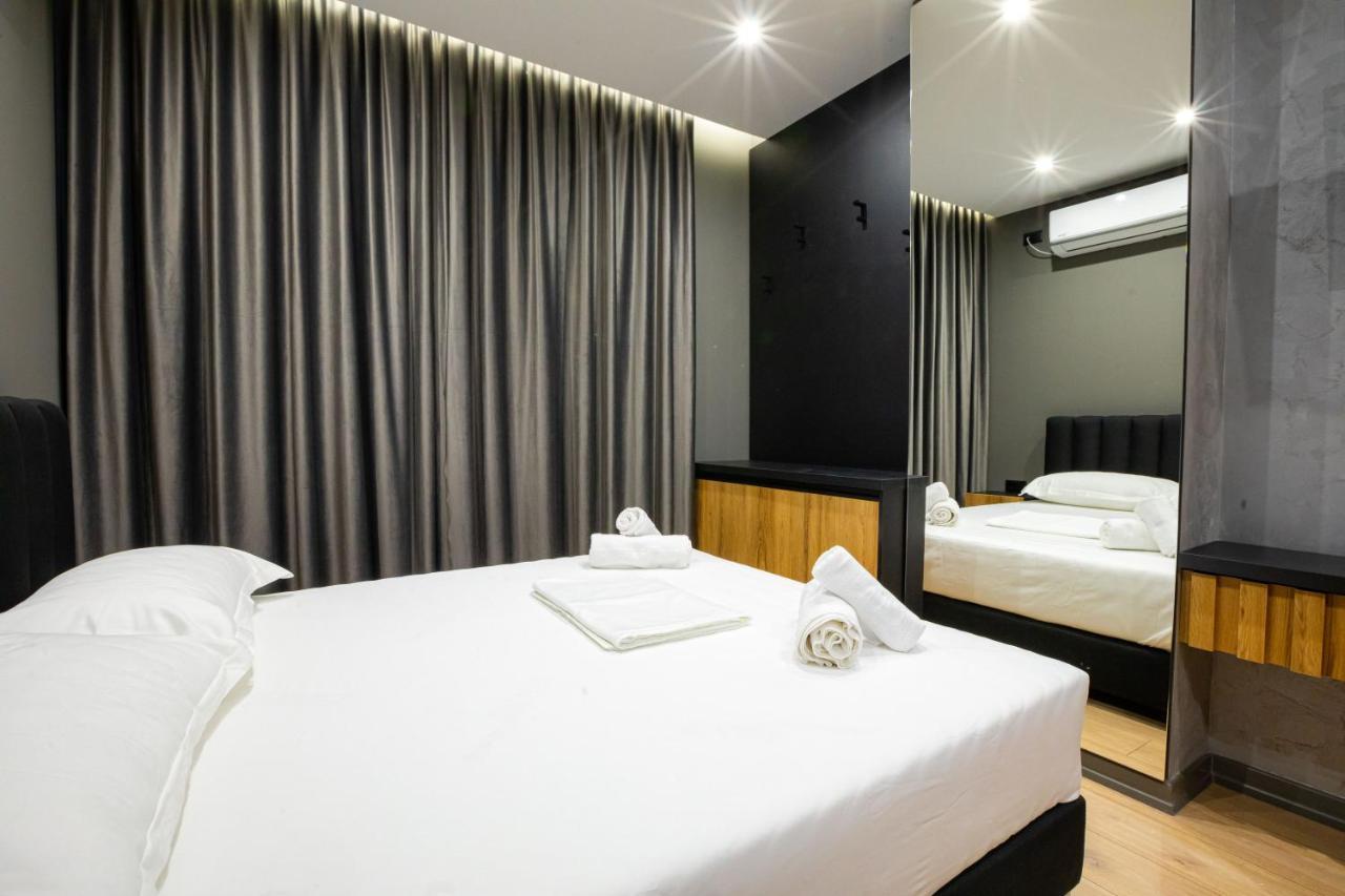 Dea'S Apartaments Tirana Bagian luar foto