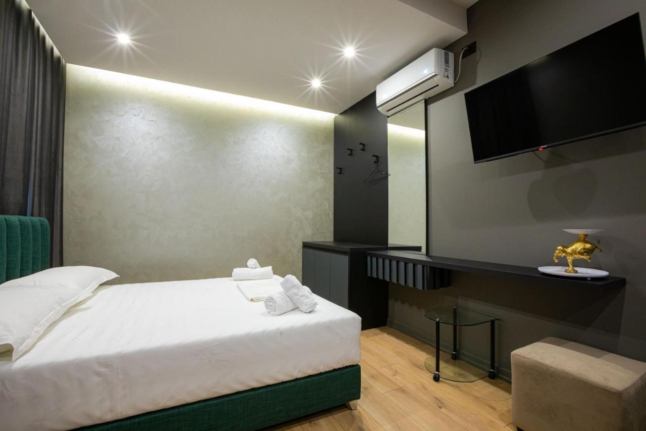 Dea'S Apartaments Tirana Bagian luar foto