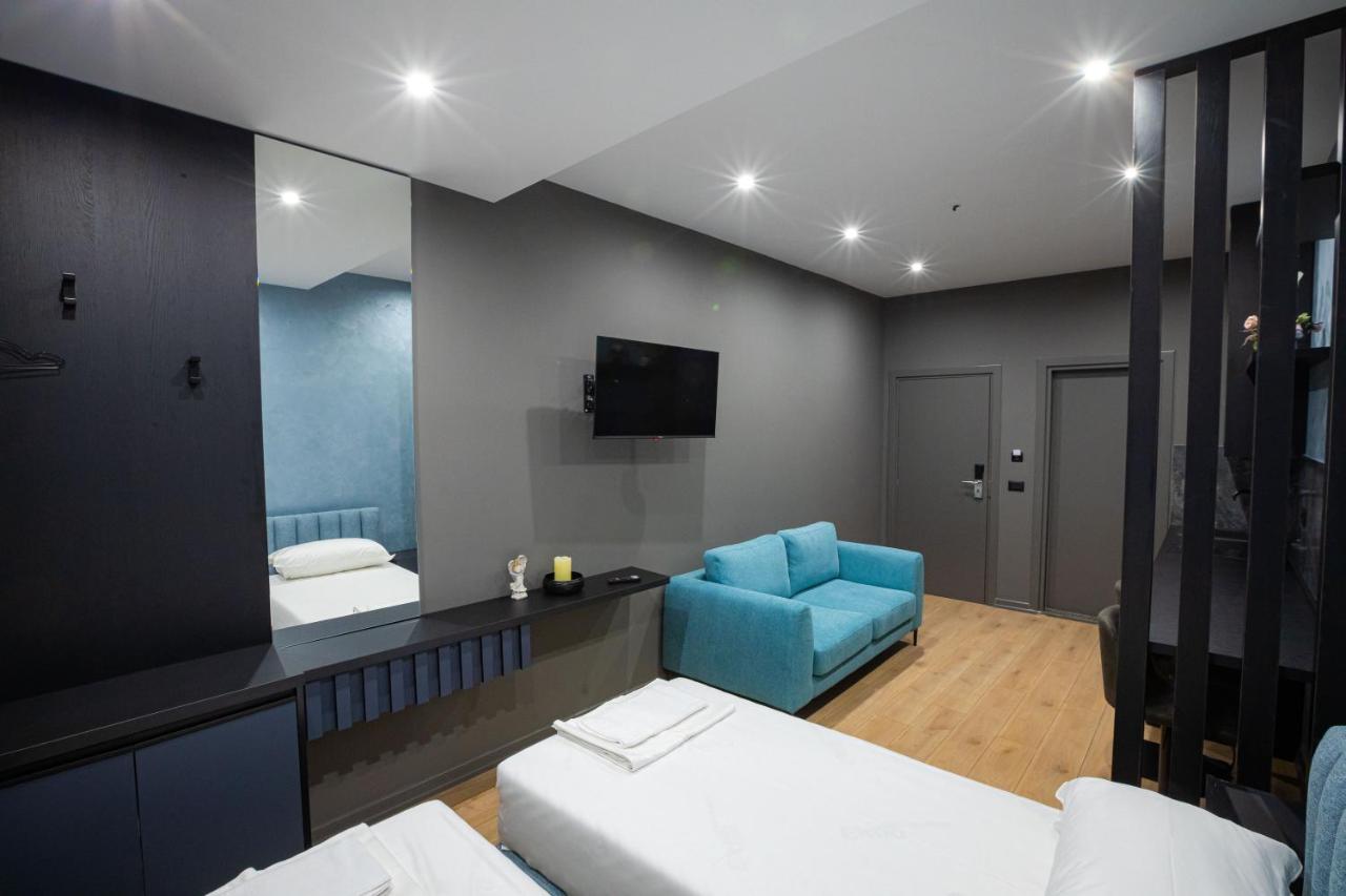 Dea'S Apartaments Tirana Bagian luar foto